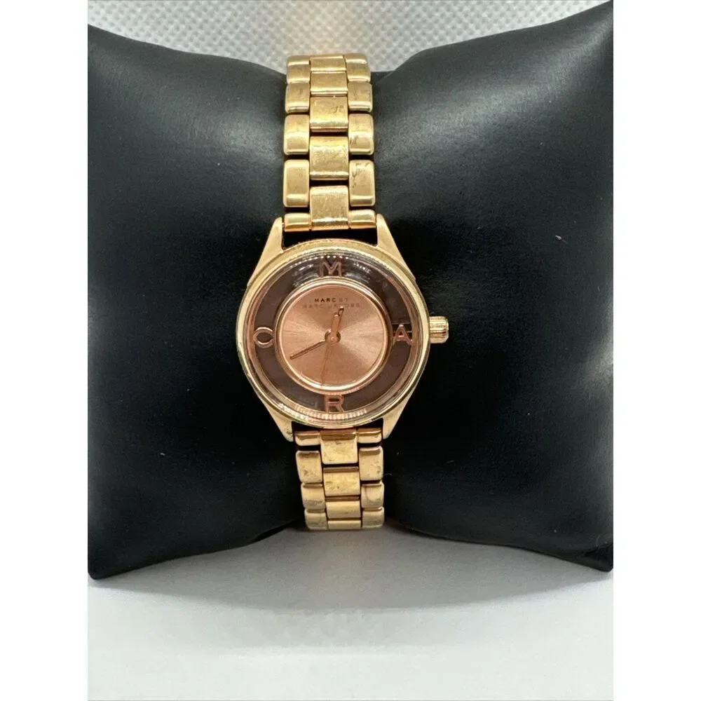 Marc Jacobs MBM3417 Women's Rose Gold Stainless Steel Analog Dial Watch JNA518